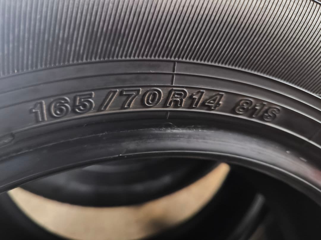 165/70R14 YOKOHAMA　BluEarthES32 4本セット