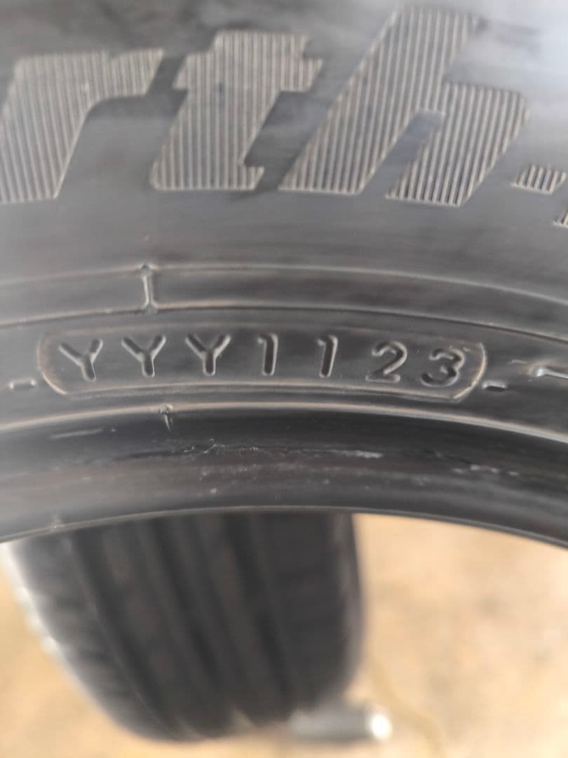 165/70R14 YOKOHAMA　BluEarthES32 4本セット