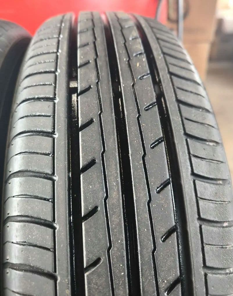 165/70R14 YOKOHAMA　BluEarthES32 4本セット