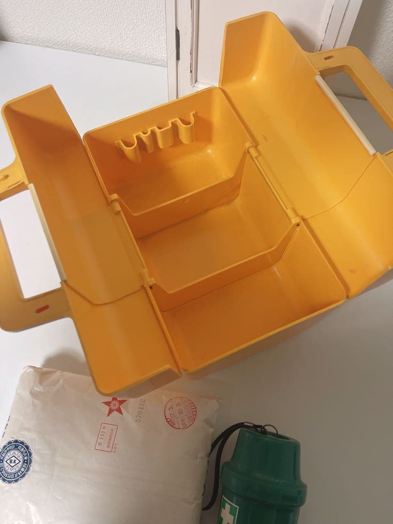 昭和レトロ　救急箱　FIRST AID KIT 激レア