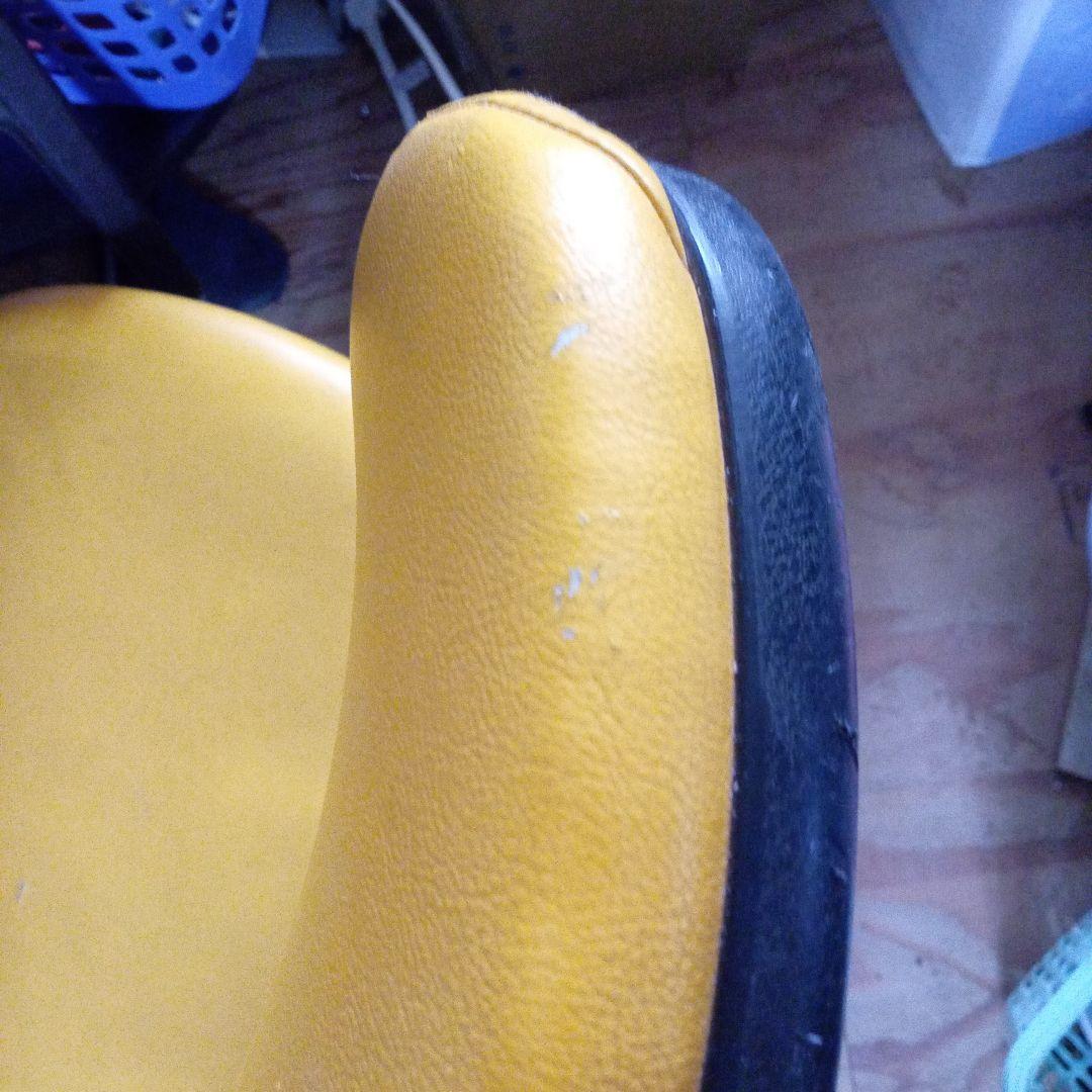 パチンコ店イス　パーラーチェア（オートリターン式）㉓
