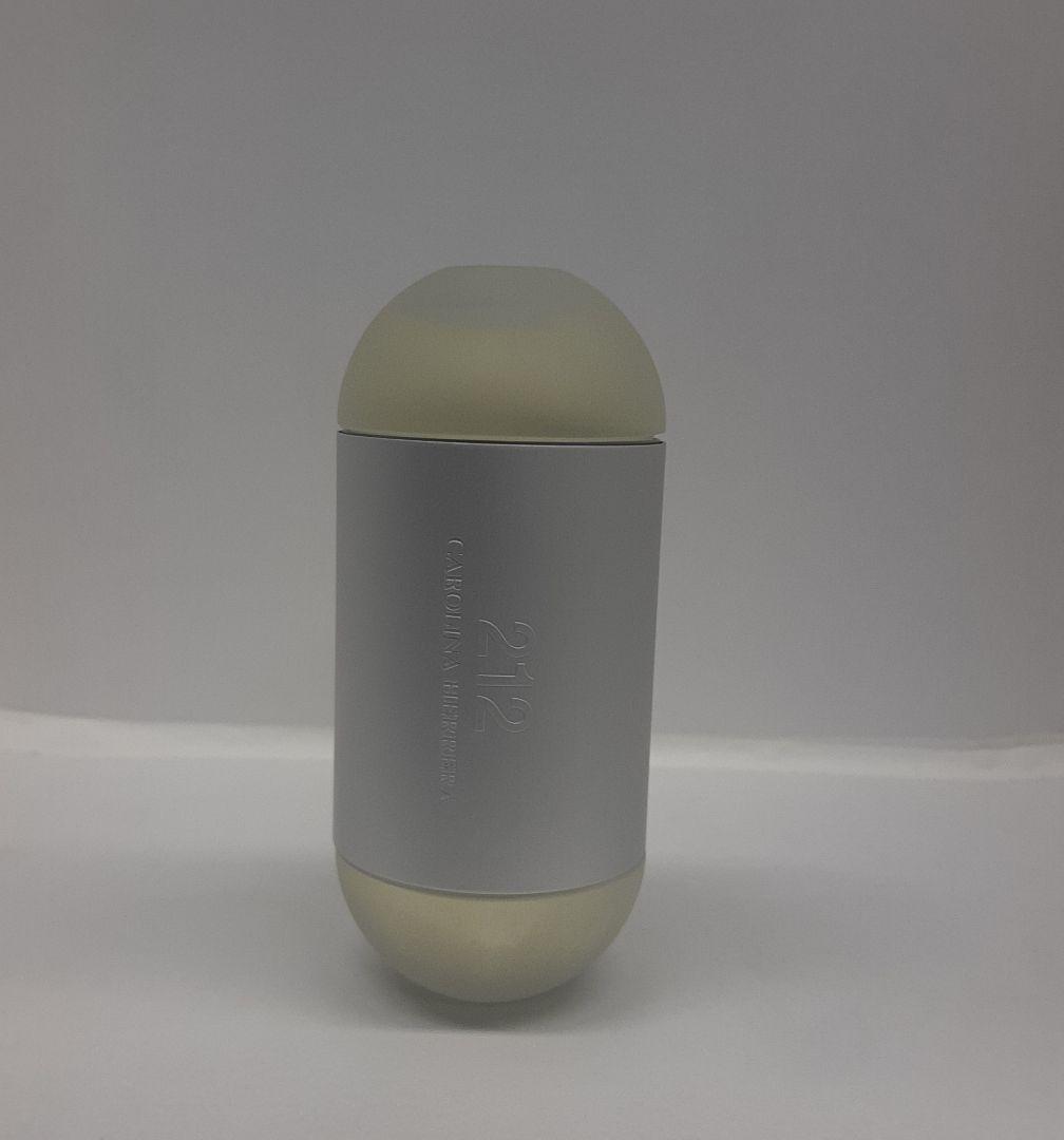キャロライナへレラ　212オードトワレ100ml　香水