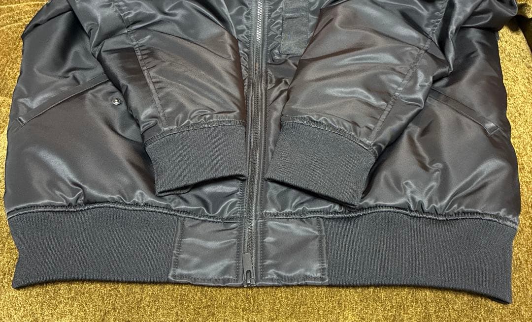 UNIQLO+J ユニクロ　ブラック MA-1 XL 黒　プラスジェイ