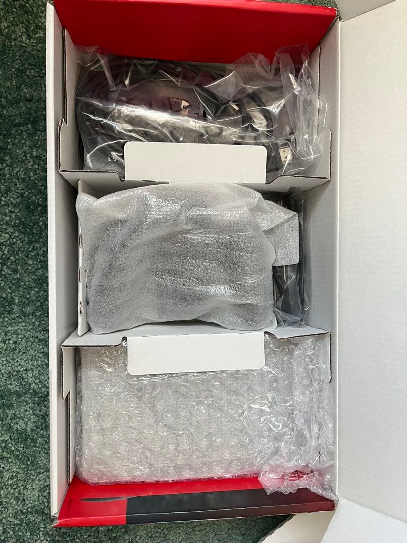 良品Nintendo Switch 本体、付属品、箱全て付属、希望でsdカード付