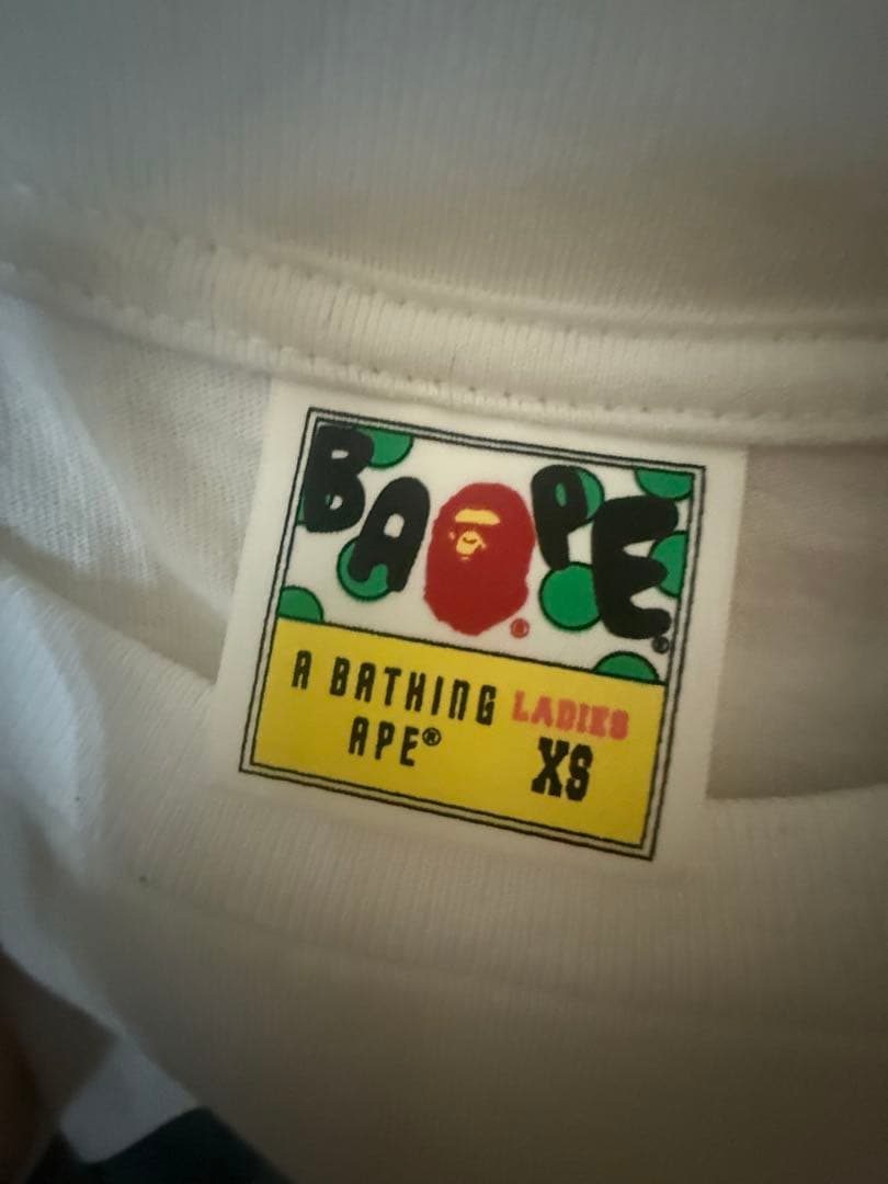 A BATHING APE Tシャツ　xs