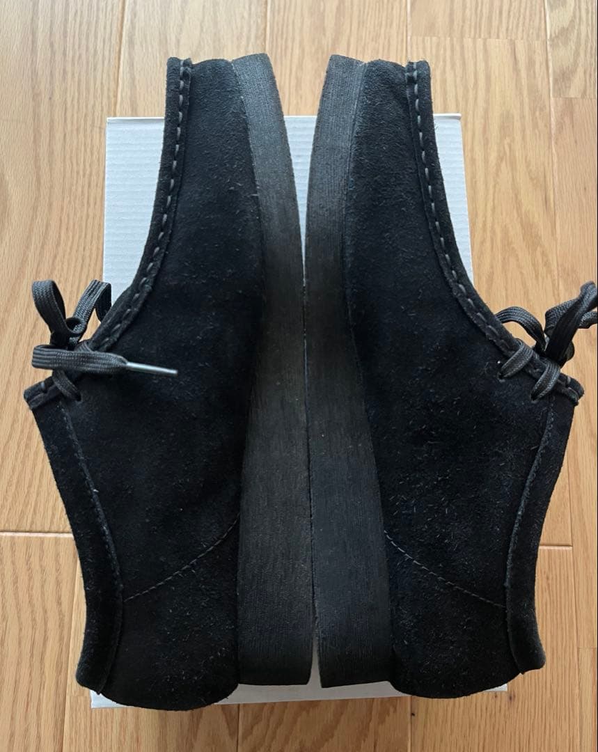 【美品】clarksクラークスワラビーブーツ スエード黒26cm