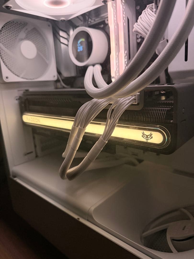 グラフィックボード・グラボ・ビデオカード SAPPHIRE NITRO+Radeon RX7900 XTX OC 24GB