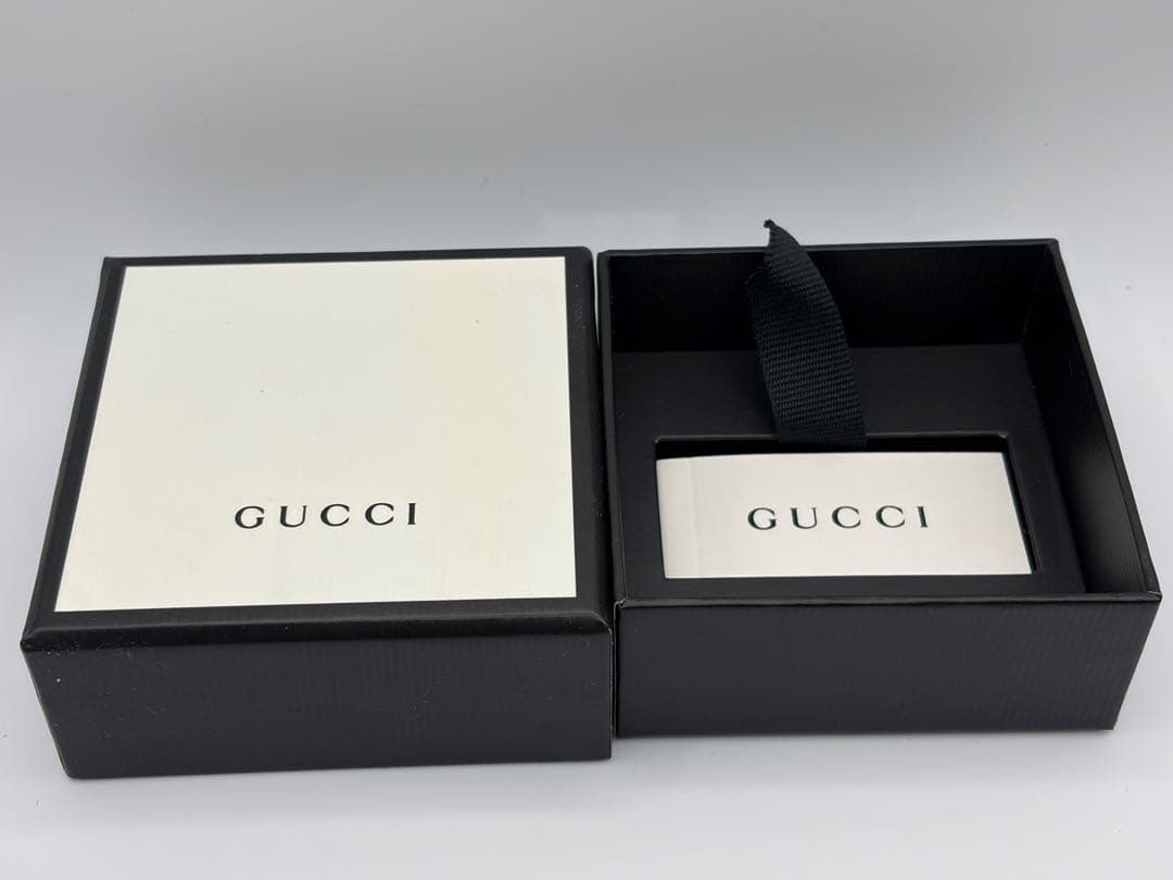 お*ジ様 GUCCI ロゴペンダント ネックレス　シルバー925