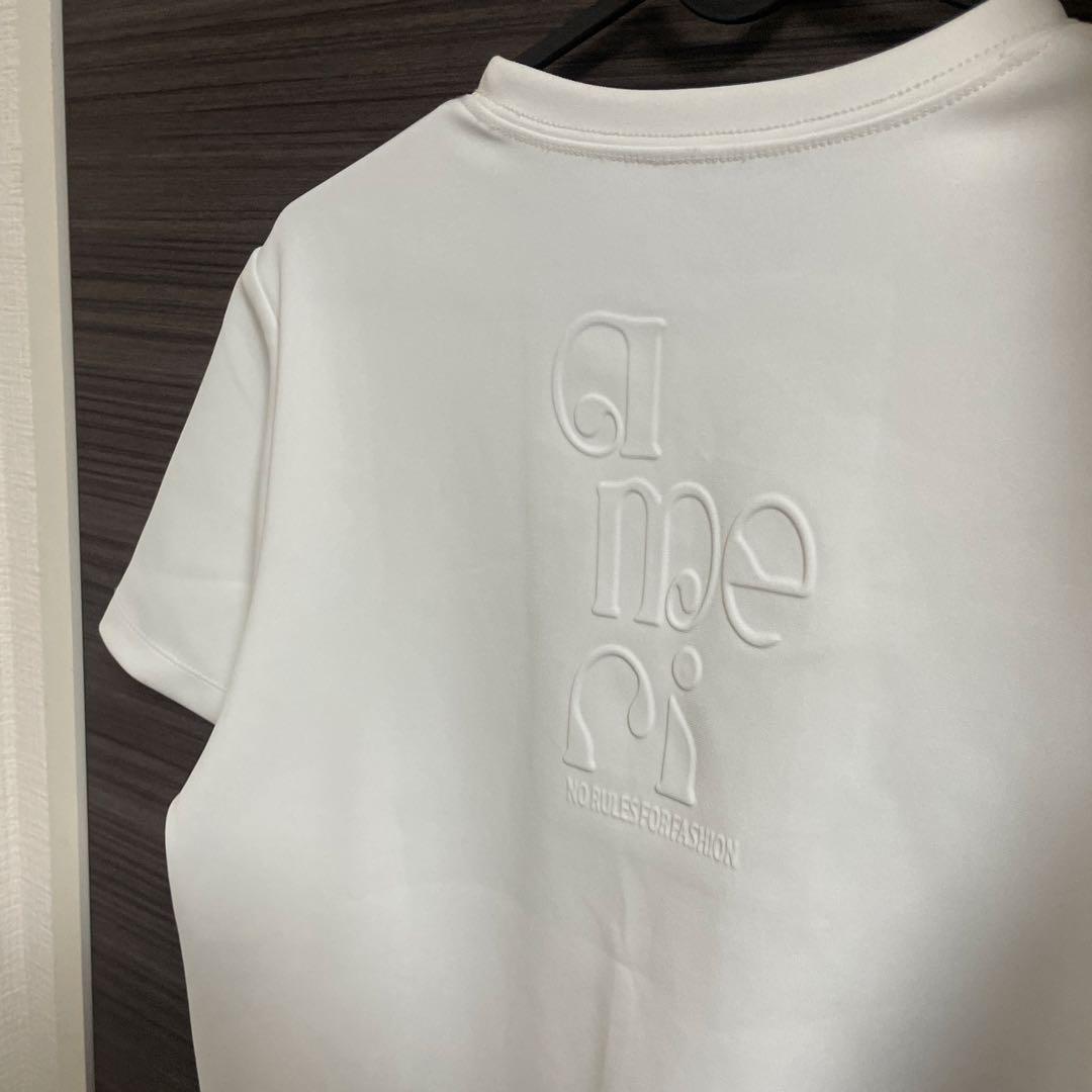 Ameri Vintage エンボスロゴTシャツ／半袖／ホワイト