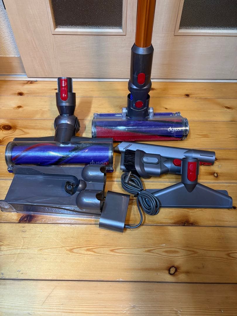 ダイソン Dyson V10（SV12） 動作確認済