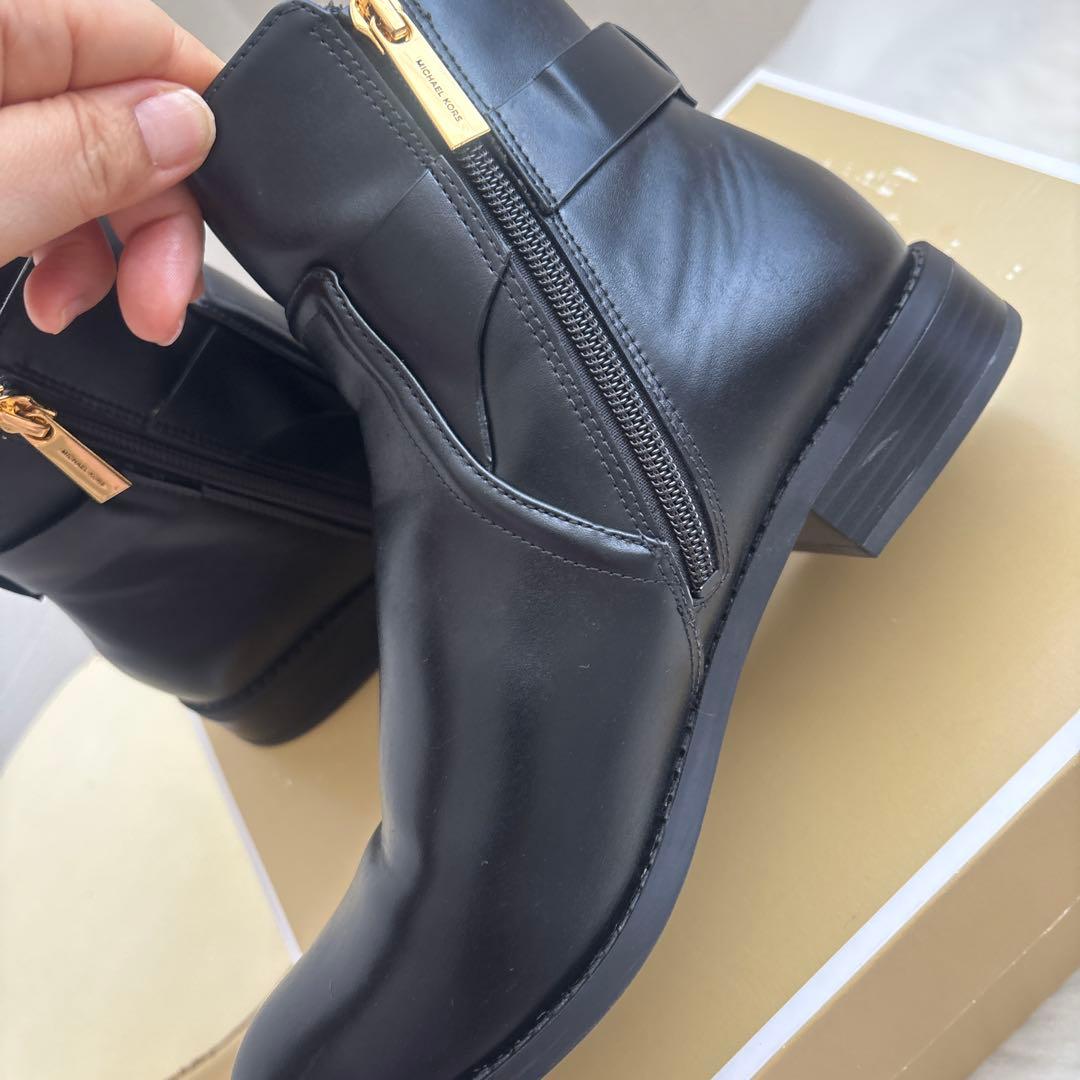 ショートブーツ　（Michael Kors）us7M