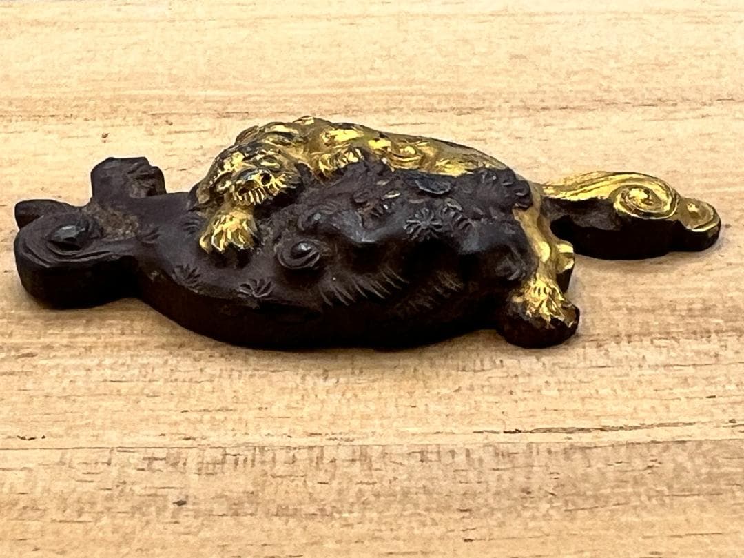 かえる　江戸明治期　獅子形　獅子2頭　手彫　金具　銅製鍍金　骨董品