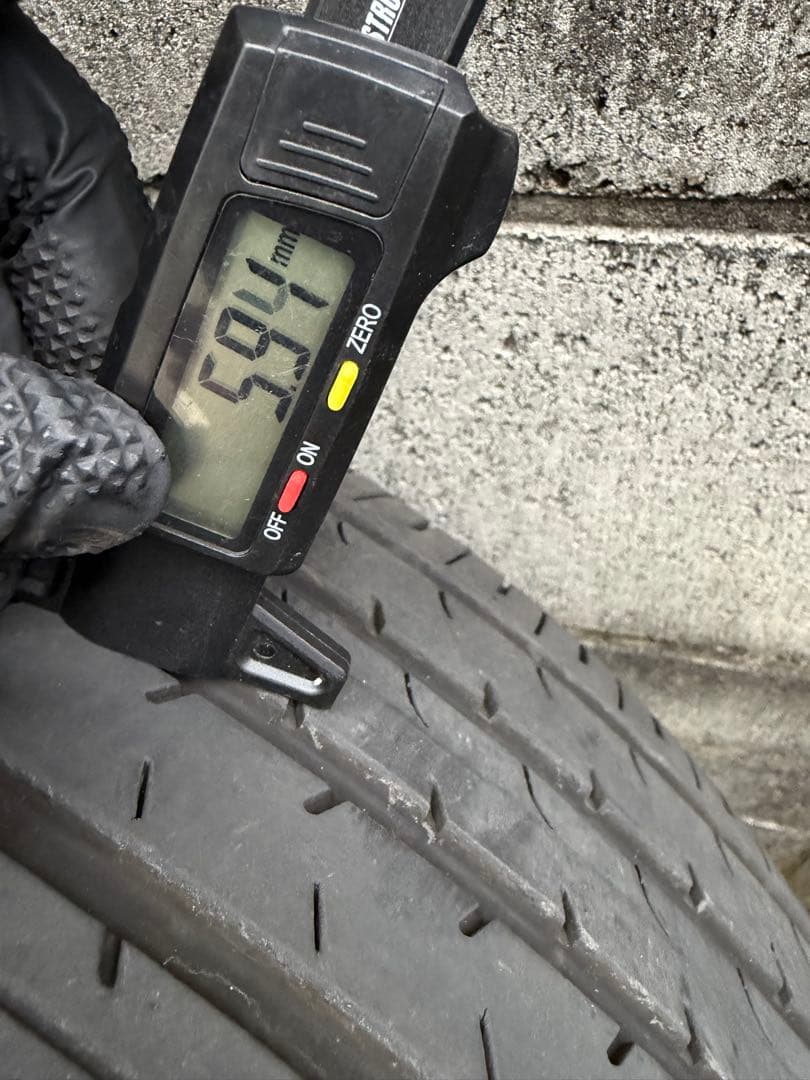 225/60R18 夏タイヤのみ4本セット