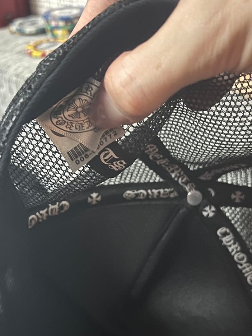 CHROME HEARTS ブラック トラッカーキャップ