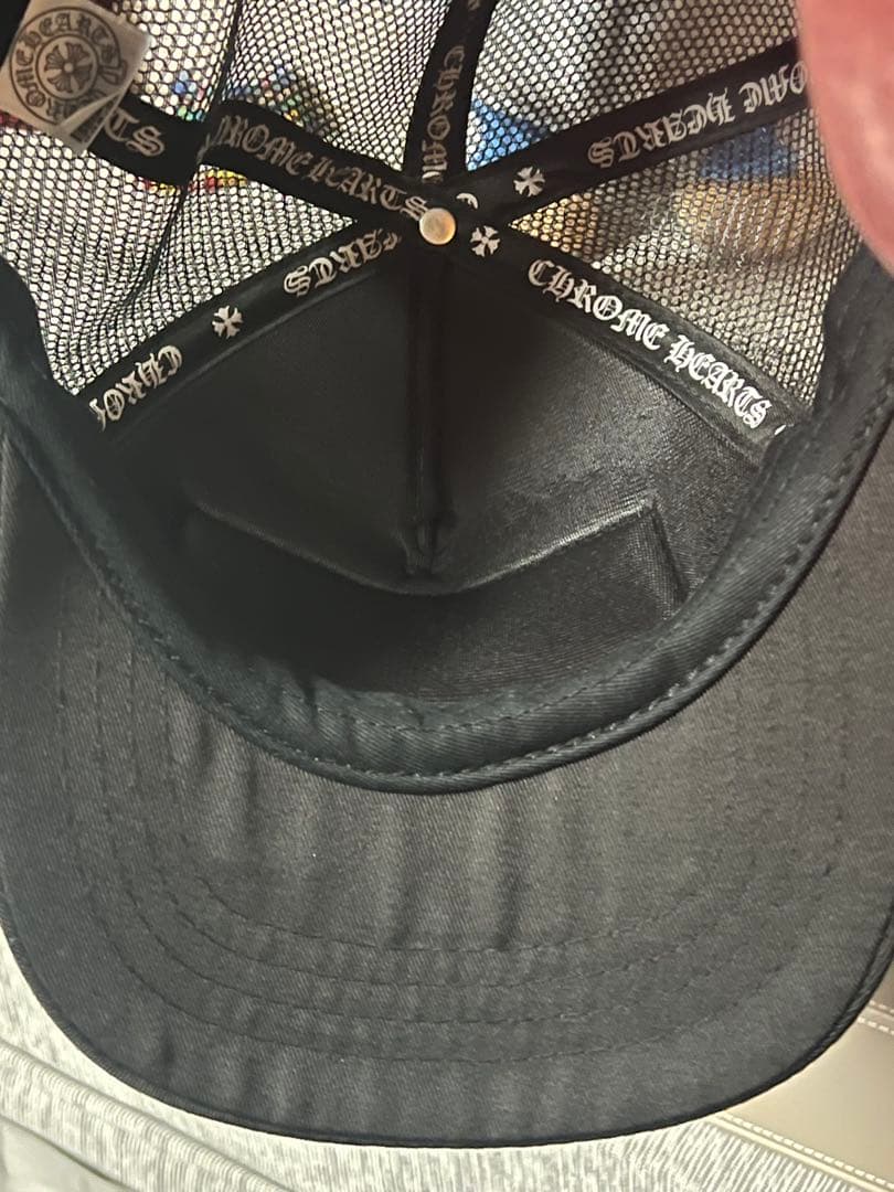 CHROME HEARTS ブラック トラッカーキャップ