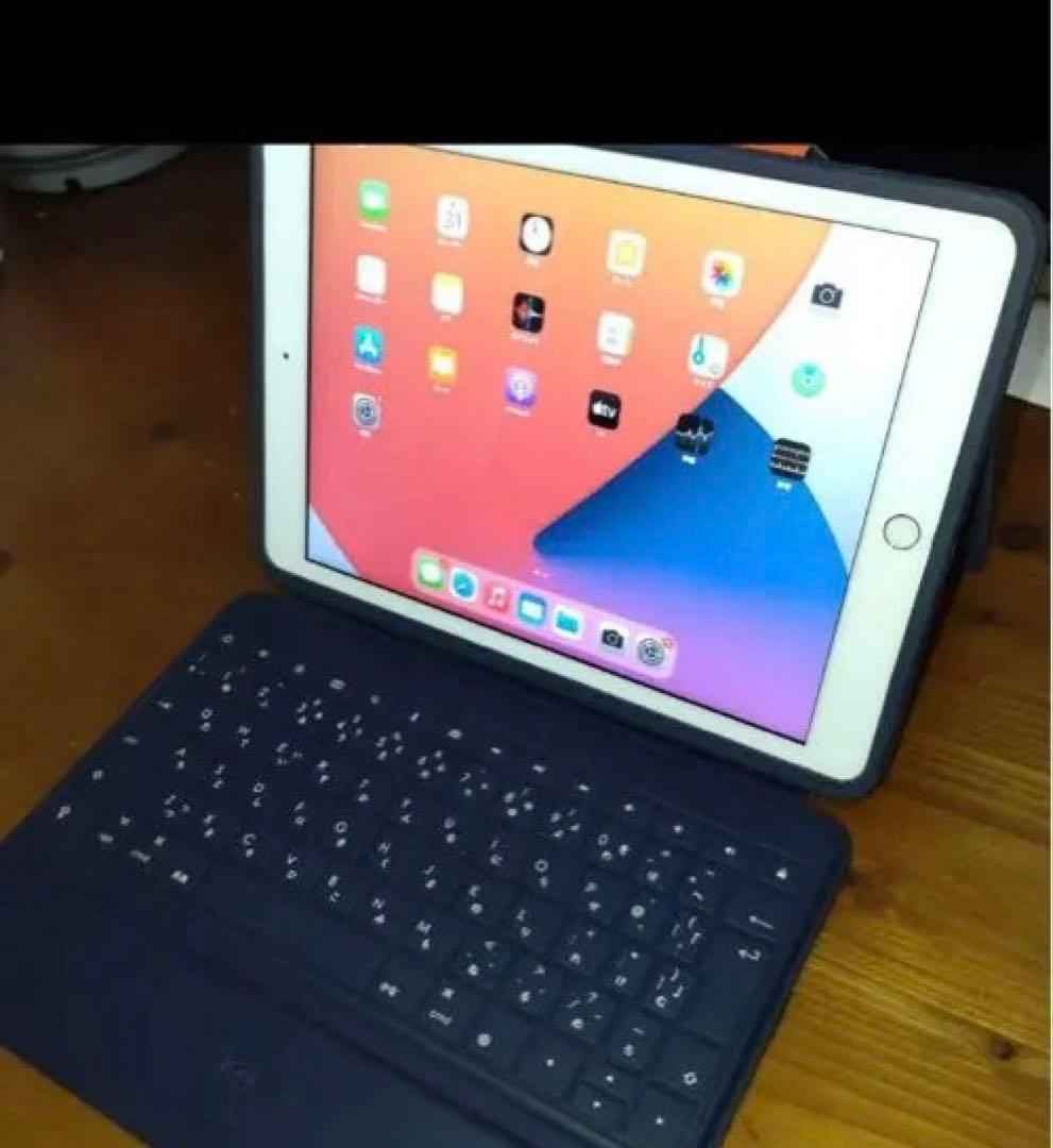 【最終値下げ】キーボードになるカバー付き！iPad (8世代) 32GB