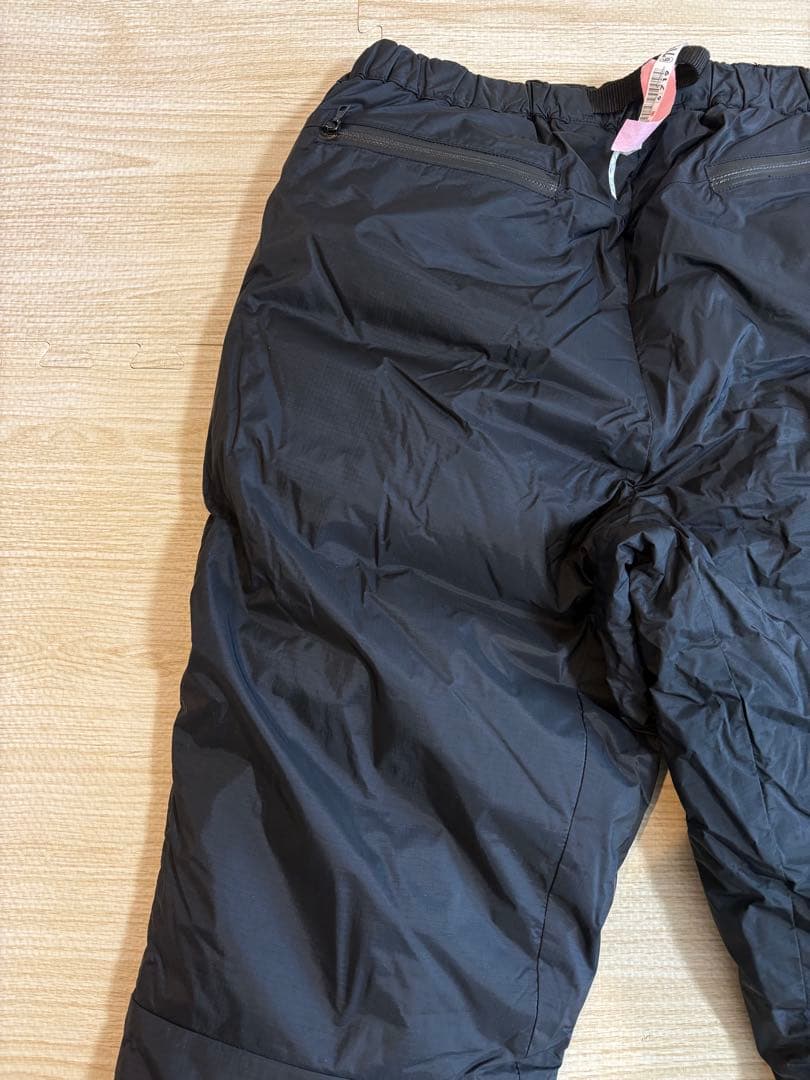 【タグあり美品】ナンガ　NANGA オーロラテックス　ダウンパンツ　黒　ブラック