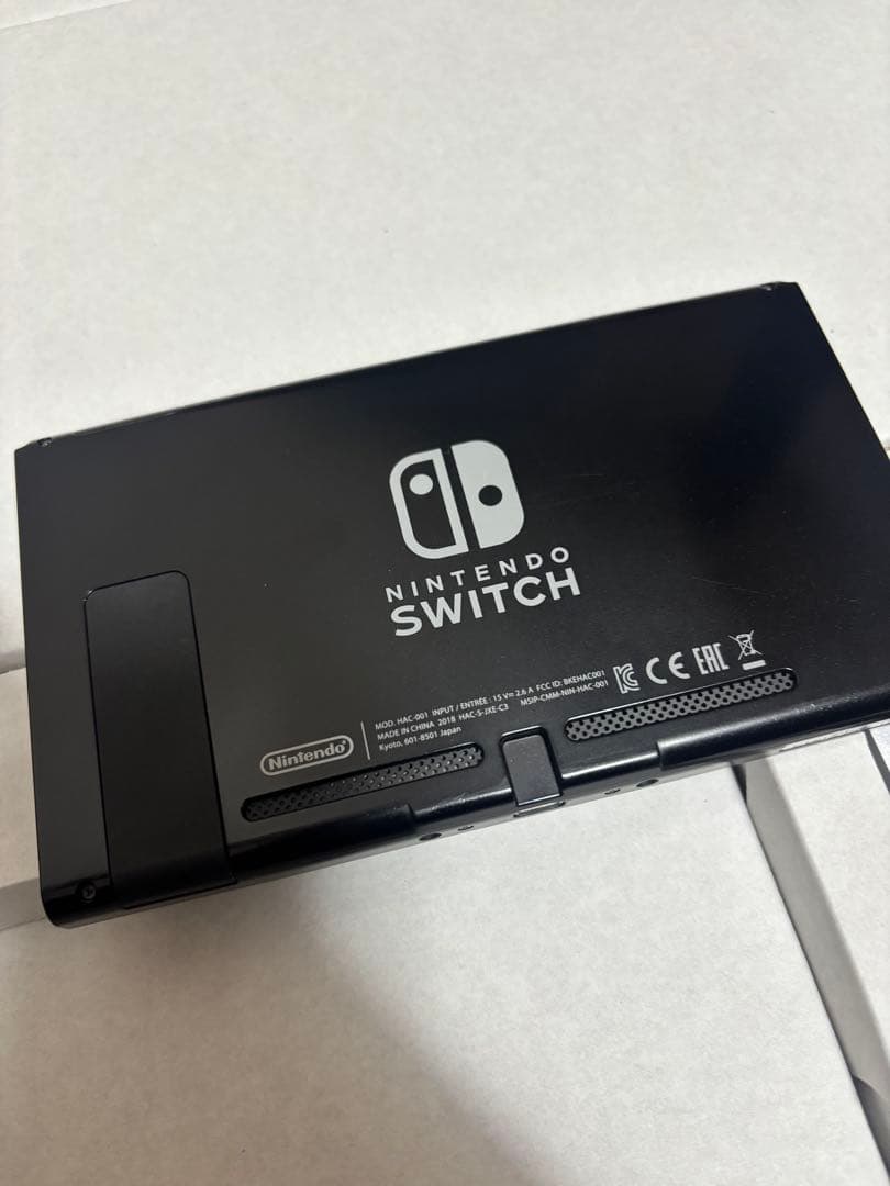Nintendo Switch スマブラエディション 本体　Joy-Conレッド