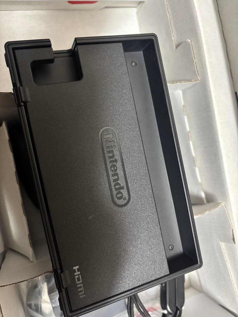 Nintendo Switch スマブラエディション 本体　Joy-Conレッド