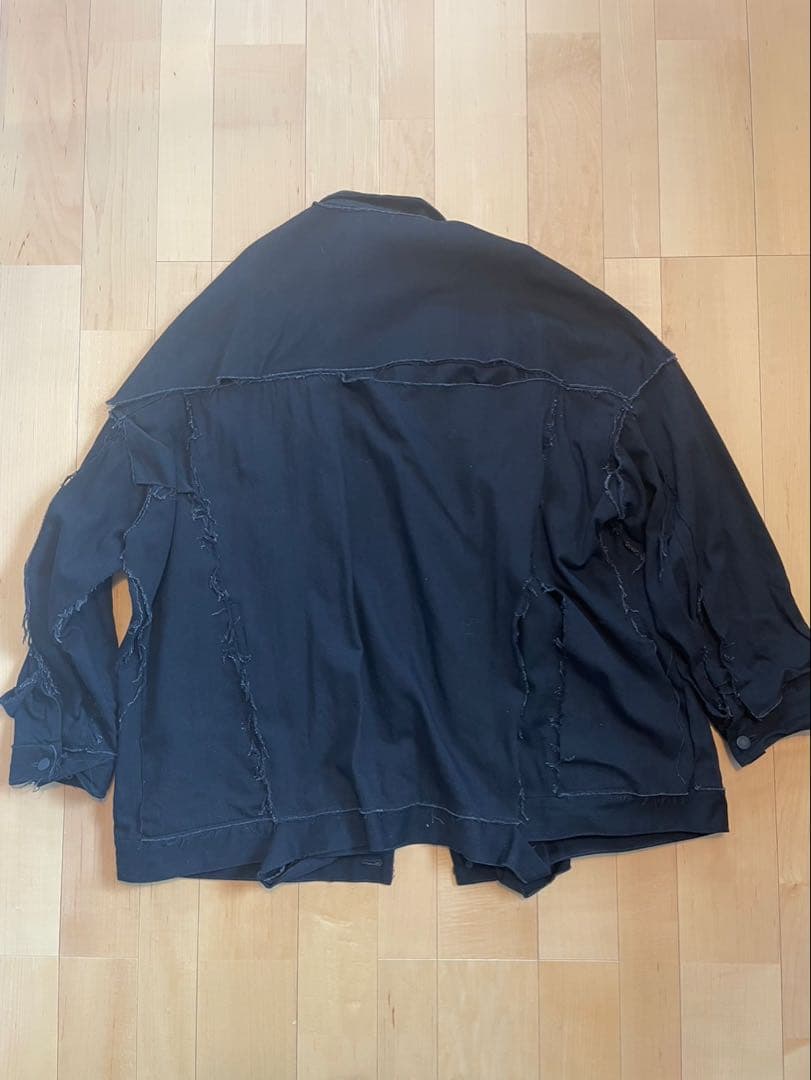 YOHJIYAMAMOTO オーバーサイズ ブラックジャケット ダメージ加工