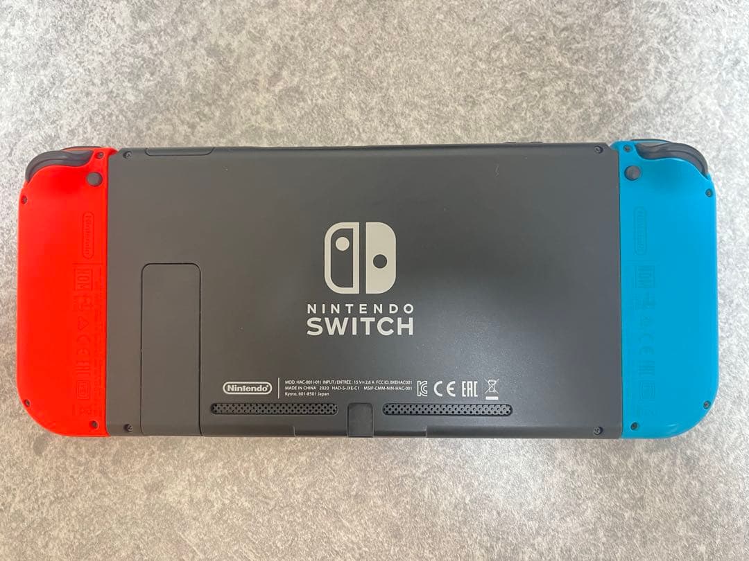 Nintendo Switch 本体＋ケース＋USB LANアダプタ