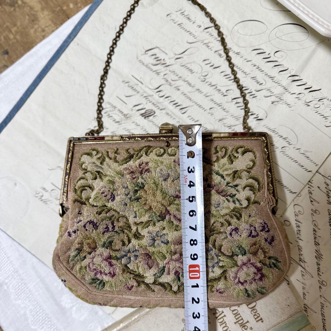 アンティーク　ヴィンテージ 花柄刺繍 クラッチバッグ　プチポワン　蚤の市