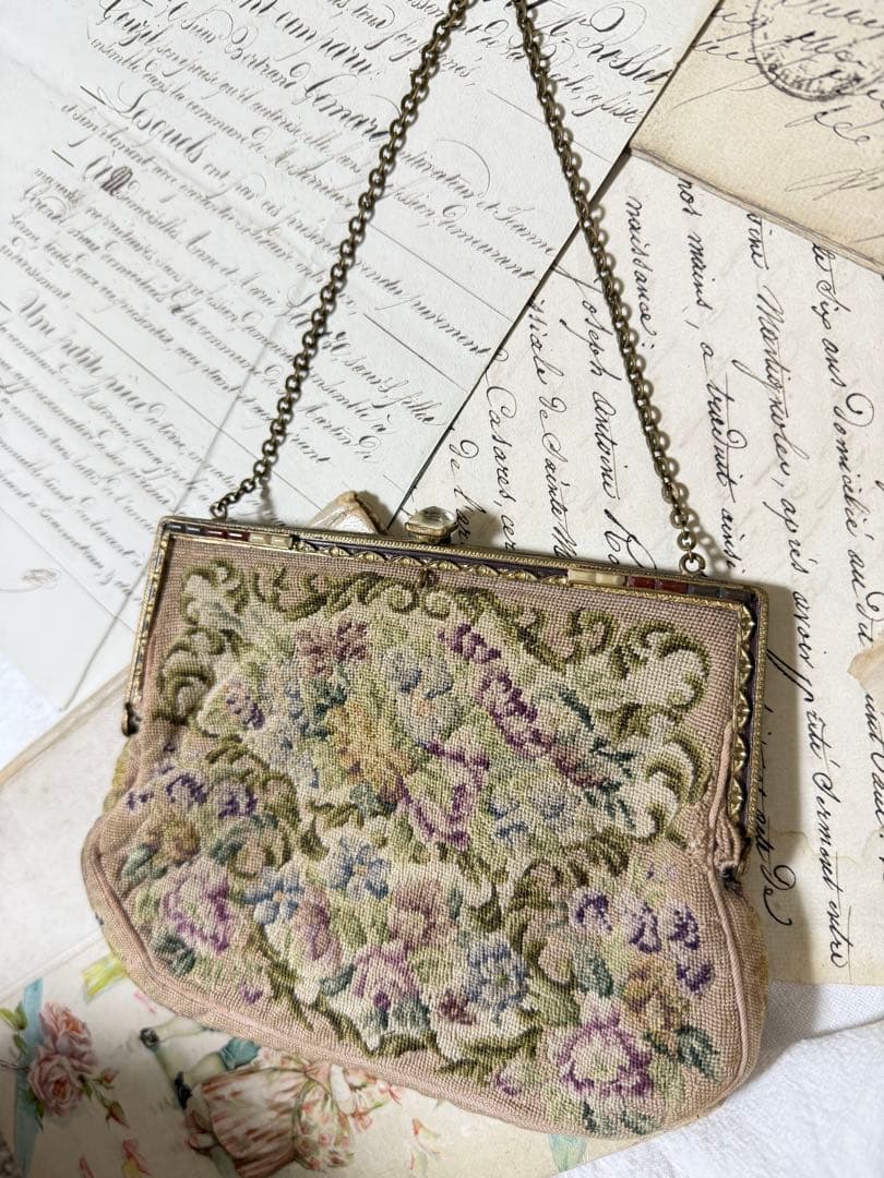 アンティーク　ヴィンテージ 花柄刺繍 クラッチバッグ　プチポワン　蚤の市