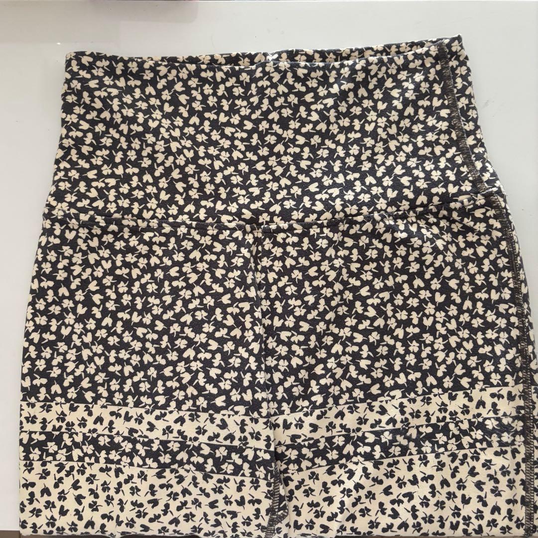 【美品】emmiyoga ヨガウェア　プラトップ　レギンス　上下セット