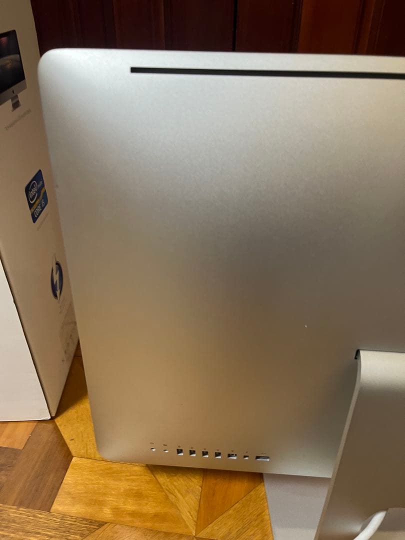 箱付きiMac 21.5-inch Mid 2011 Core i5 4GB