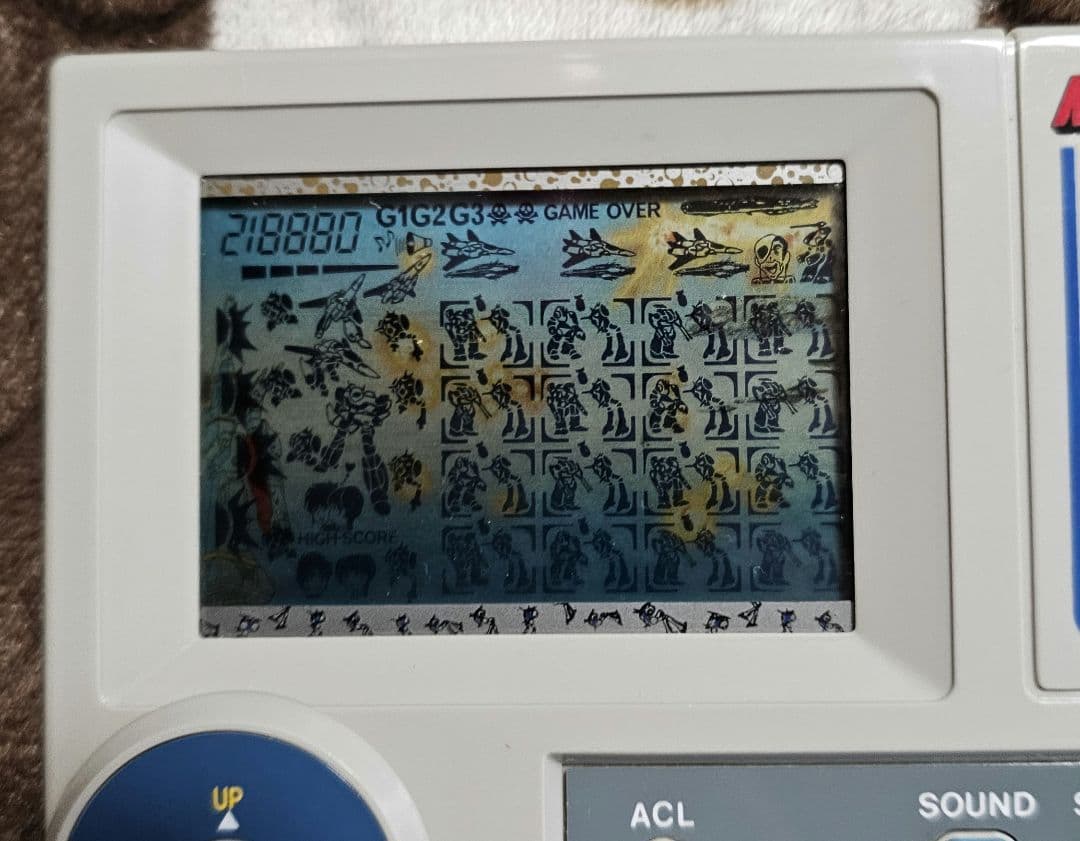希少品　タカトクトイズ 超時空要塞マクロス スペースファイト　ゲームウォッチ