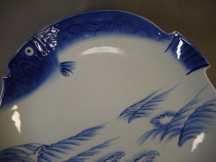 古伊万里　染付　河豚形　白波文　一尺皿　ふぐ　フグ　キズ無美品