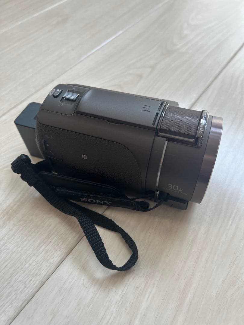 SONY ソニー　4kビデオ　FDR-AX45