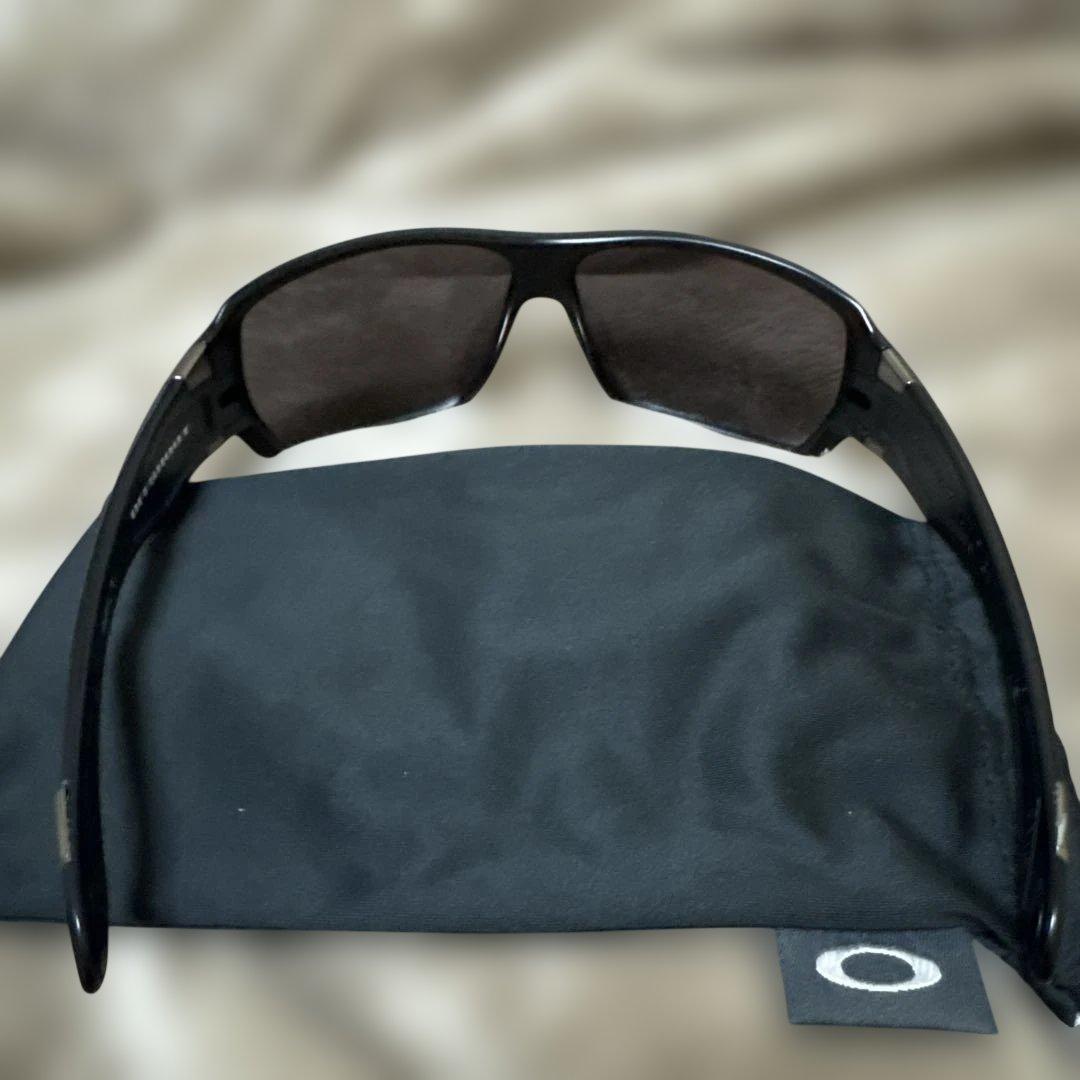 Oakley 偏光レンズスポーツサングラス ブラック ケース付き