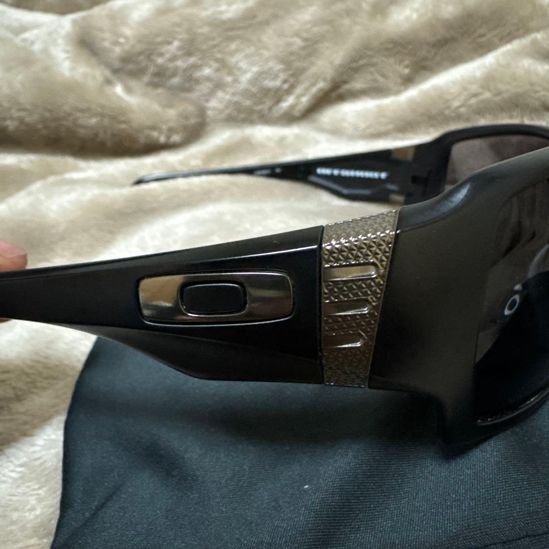 Oakley 偏光レンズスポーツサングラス ブラック ケース付き