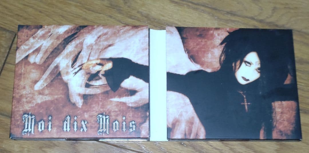 moi dix mois　nocturnal opera