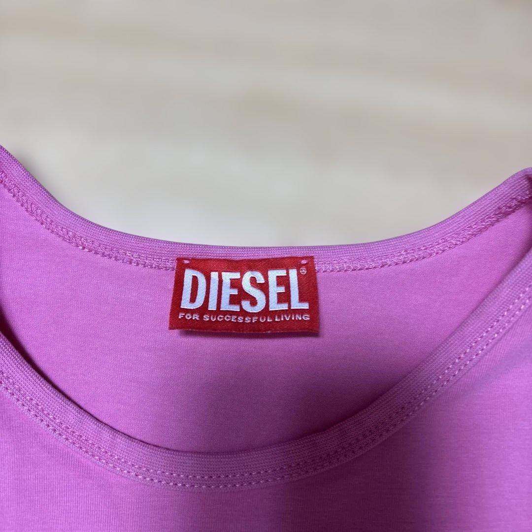 d 　DIESEL ピンク 半袖Tシャツ