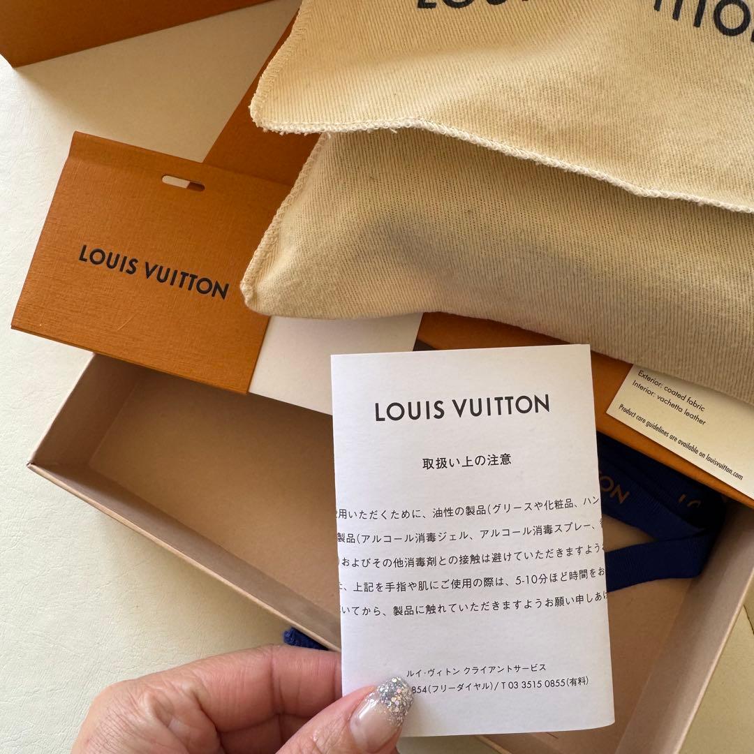 LOUIS VUITTON ポルトフォイユ・ジュリエット型番：M69432