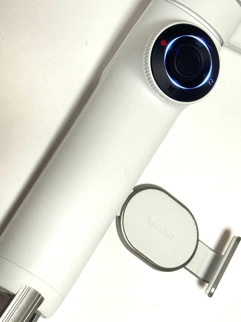 【極美品・付属品完備】Insta360 Flow 2 Pro クリエイターキット