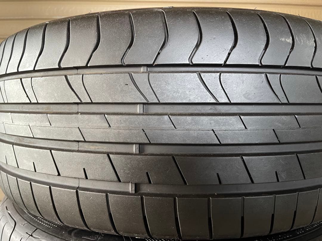 美品 グッドイヤー 245/40R19 2021年製 タイヤ 低走行