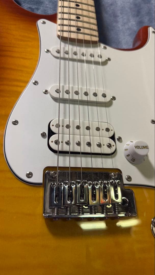 K*1様 Squier by Fender Stratocaster