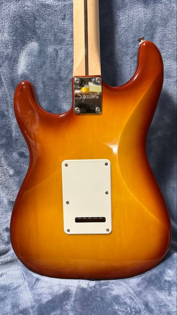 K*1様 Squier by Fender Stratocaster