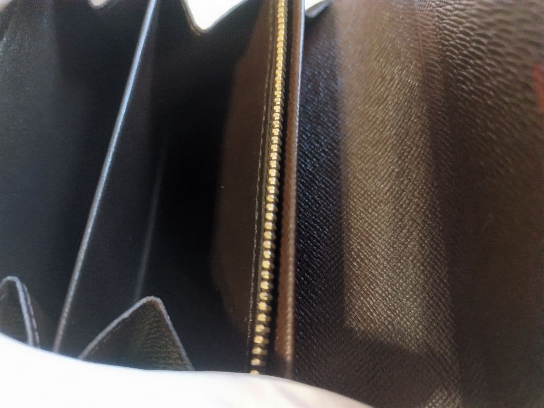 Louis Vuitton　ダミエ　未使用　ルイヴィトン　二つ折り財布