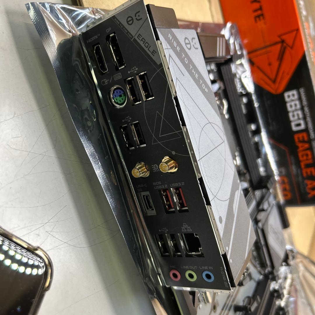 マザーボード GIGABYTE B650 EAGLE AX
