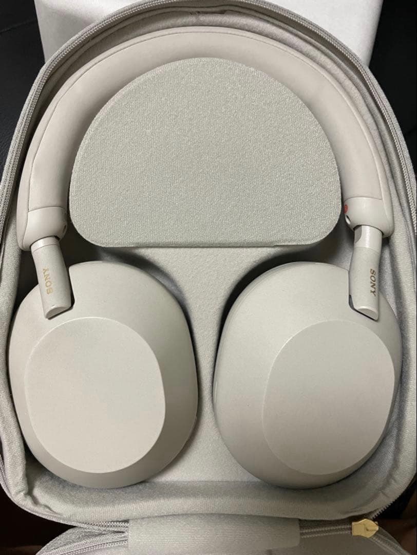 ヘッドホンsony wh1000x-m5