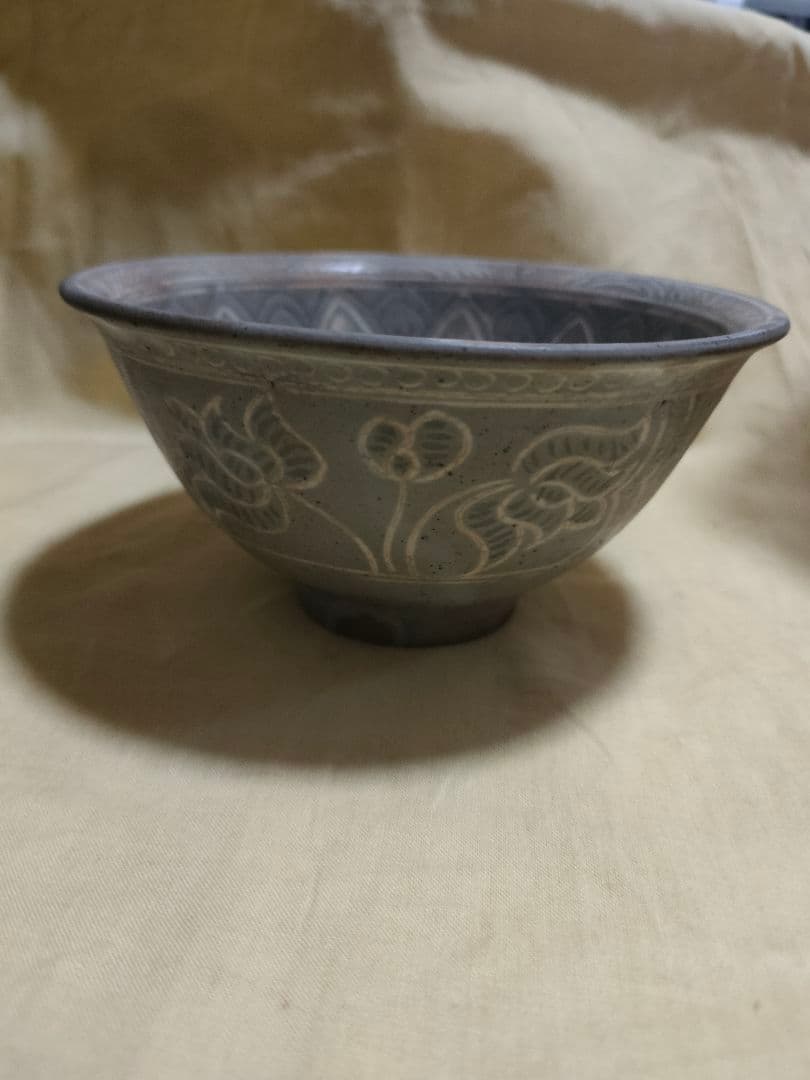 白黒象嵌粉青沙器　高麗茶碗　骨董アンティーク　李朝 asianantique
