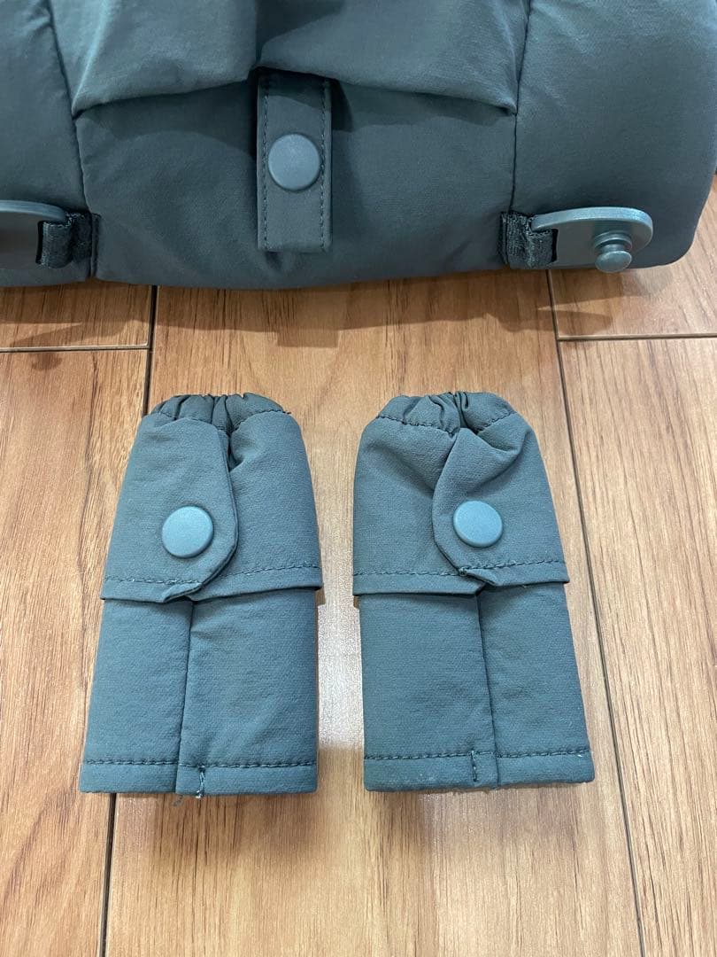 美品　ピトレスク　抱っこ紐　ユナイテッドアローズ　グリーンレーベルリラクシング