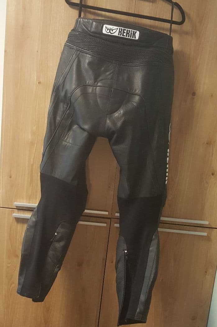 Berik ベリック レザーパンツ サイズ L