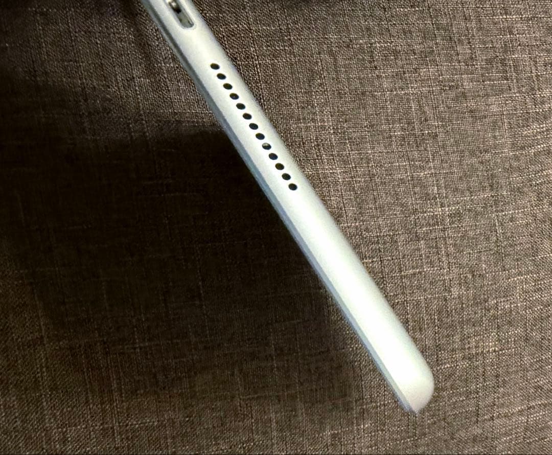【超美品】電池良好☆iPad8第8世代 32GB WIFIモデル☆