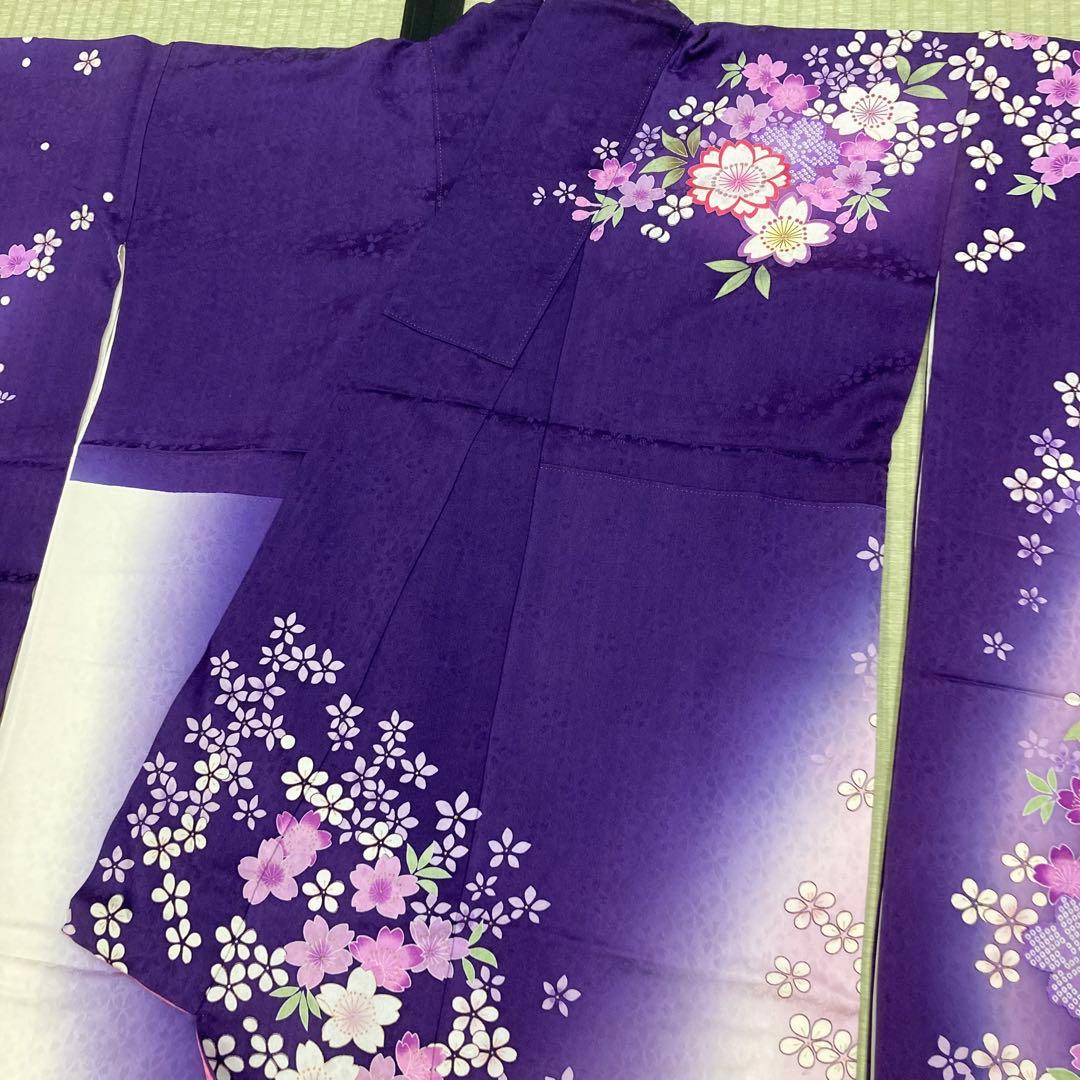 ☆中古品☆振袖　単品　正絹　紫系花模様Ｂ級品ヤケ有り振袖