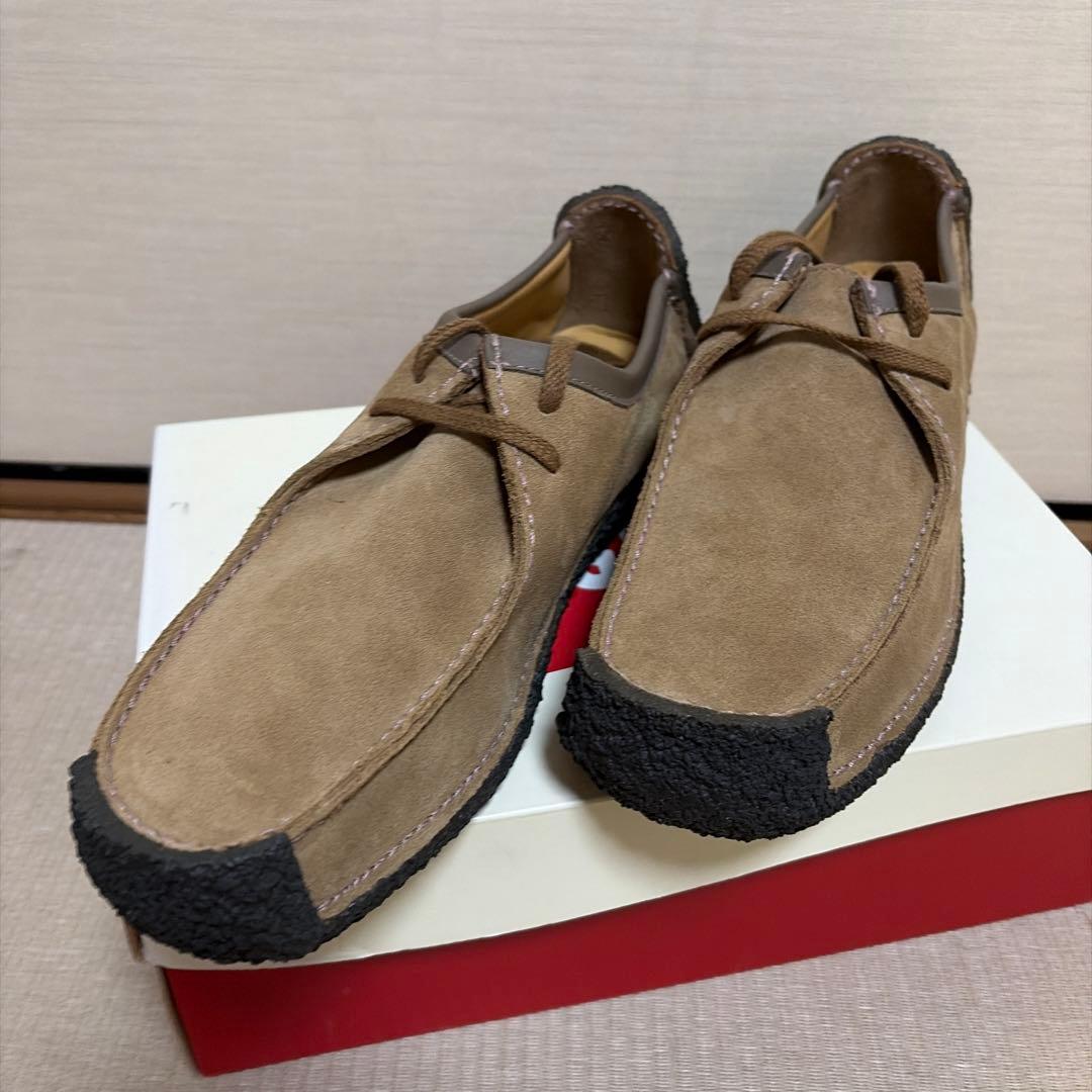 クラークス　ブラウン スエード モカシン　ベージュ　サイズ9未使用品